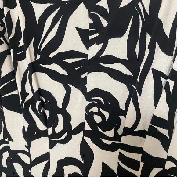 NWT  Maggy London Black and Cream Leaf Print Midi Dress Sz 4 - Picture 10 of 14